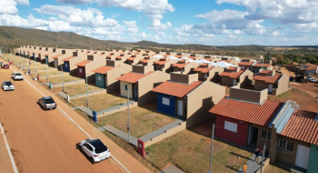 Agehab entrega 50 casas a custo zero em Posse, nesta terça-feira